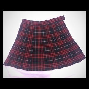 American Apparel Plad Pleated Skirt